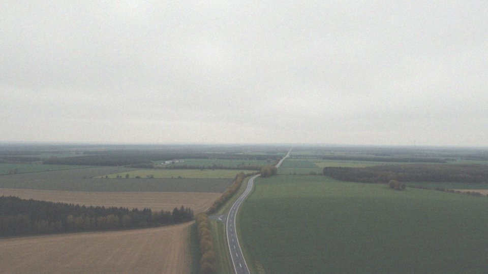 W jaki sposób przesmyk suwalski łączy obwód kaliningradzki z Białorusią?