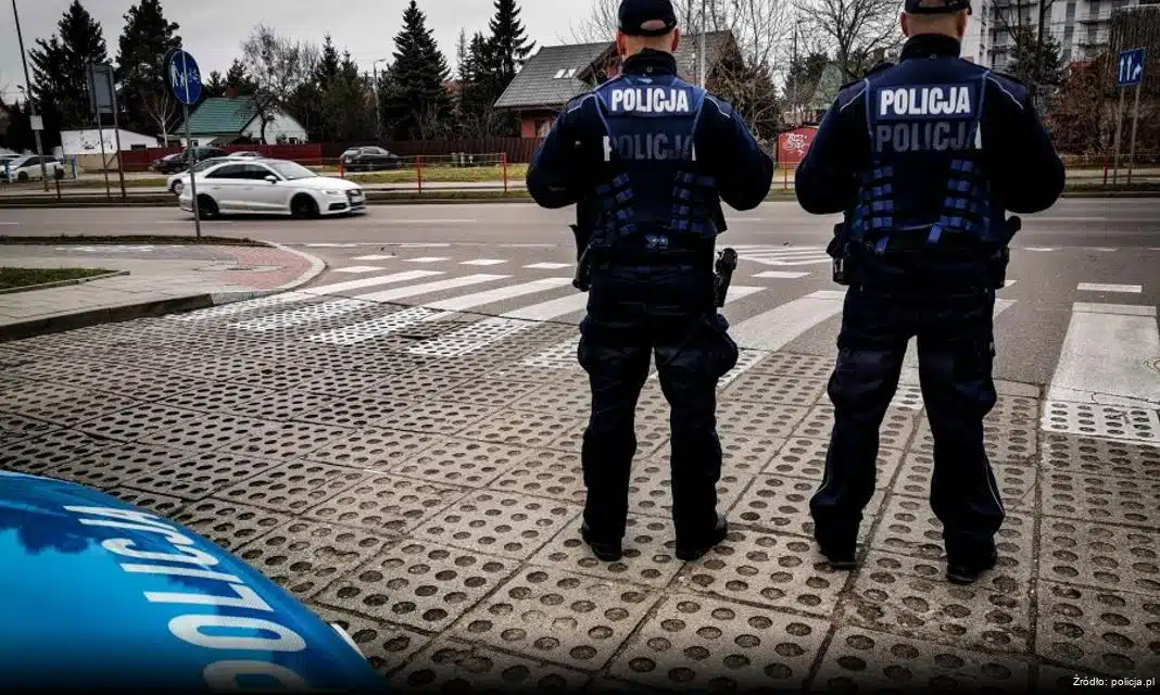 Interwencja policji w Zgorzelcu: 33-latka zatrzymana z powodu agresywnego zachowania